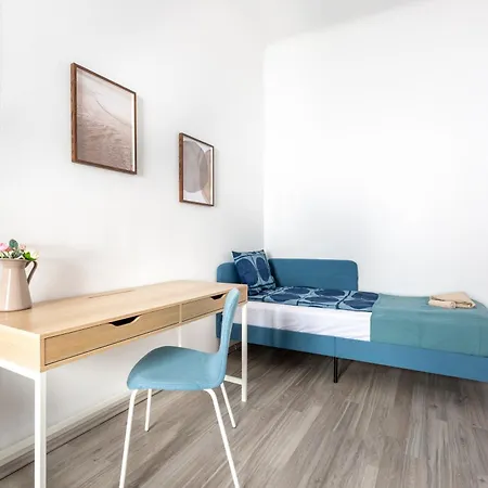 Vibrant Neighborhood Vibes Apartman Budapest