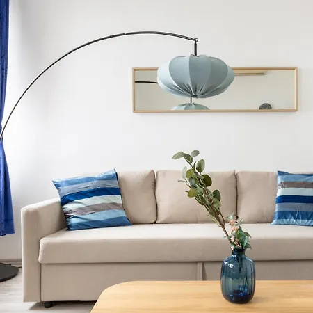 Vibrant Neighborhood Vibes Apartman *